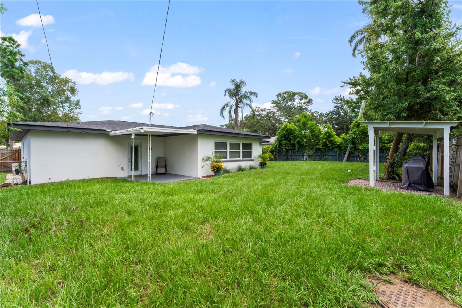949 LAKE DR, DUNEDIN, FL, 34698