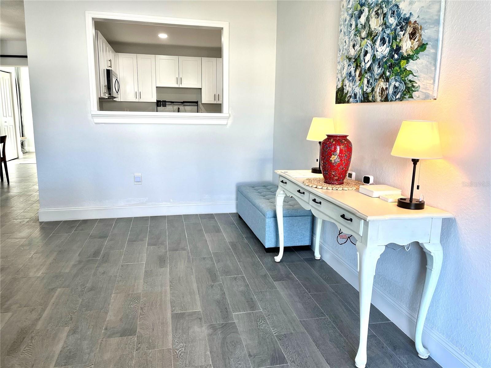 949 LAKE DR, DUNEDIN, FL, 34698