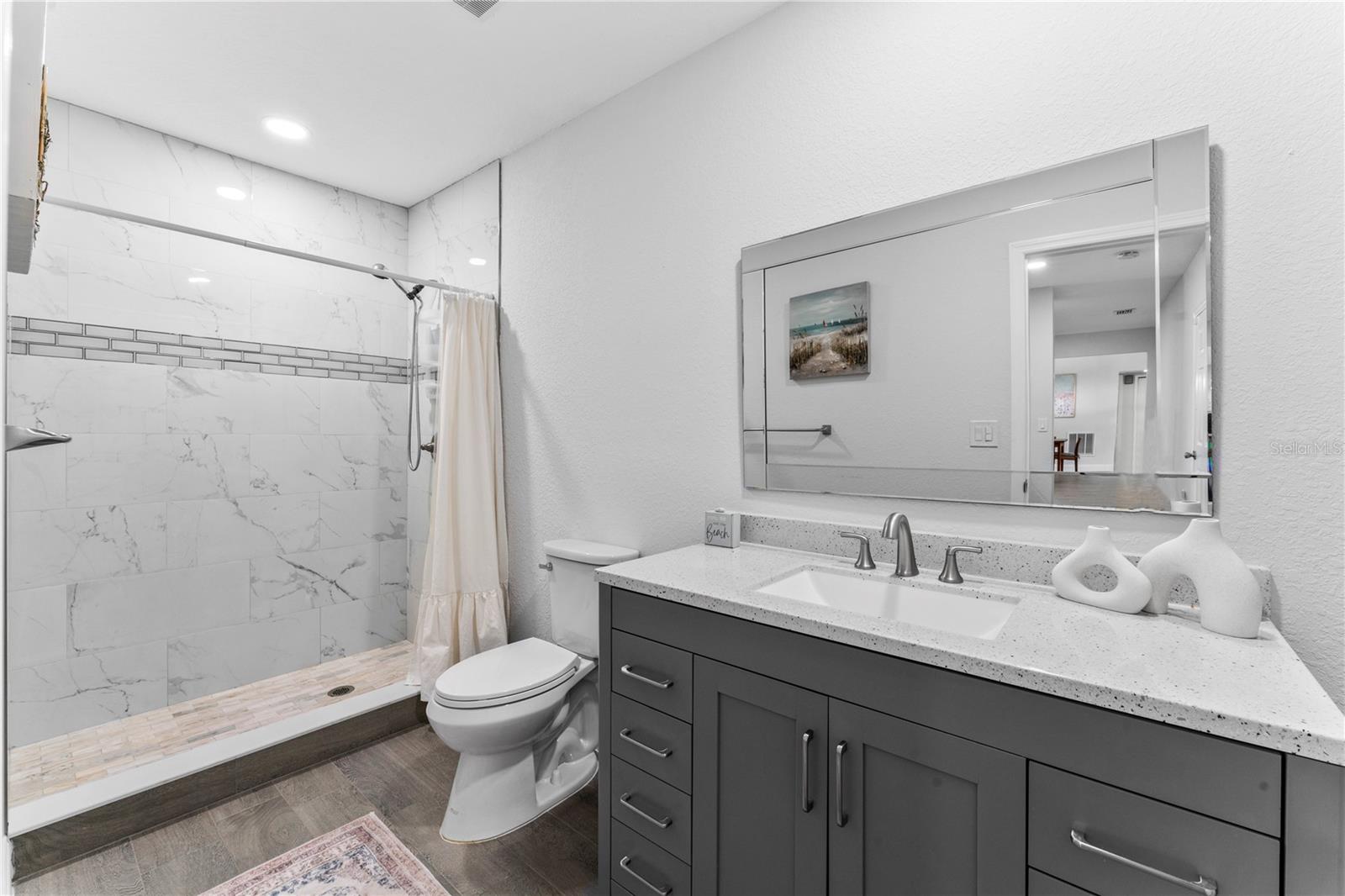 949 LAKE DR, DUNEDIN, FL, 34698