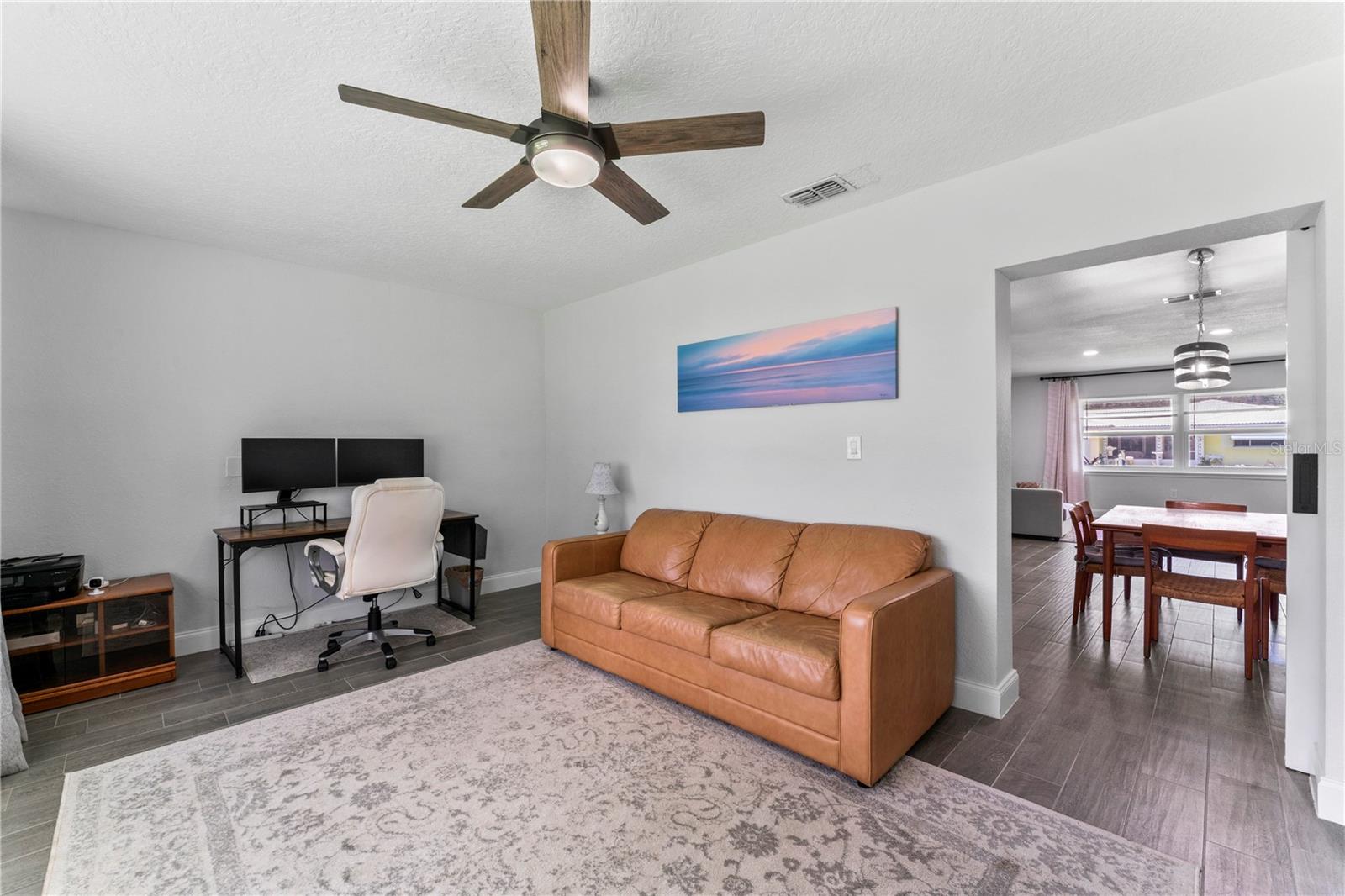 949 LAKE DR, DUNEDIN, FL, 34698