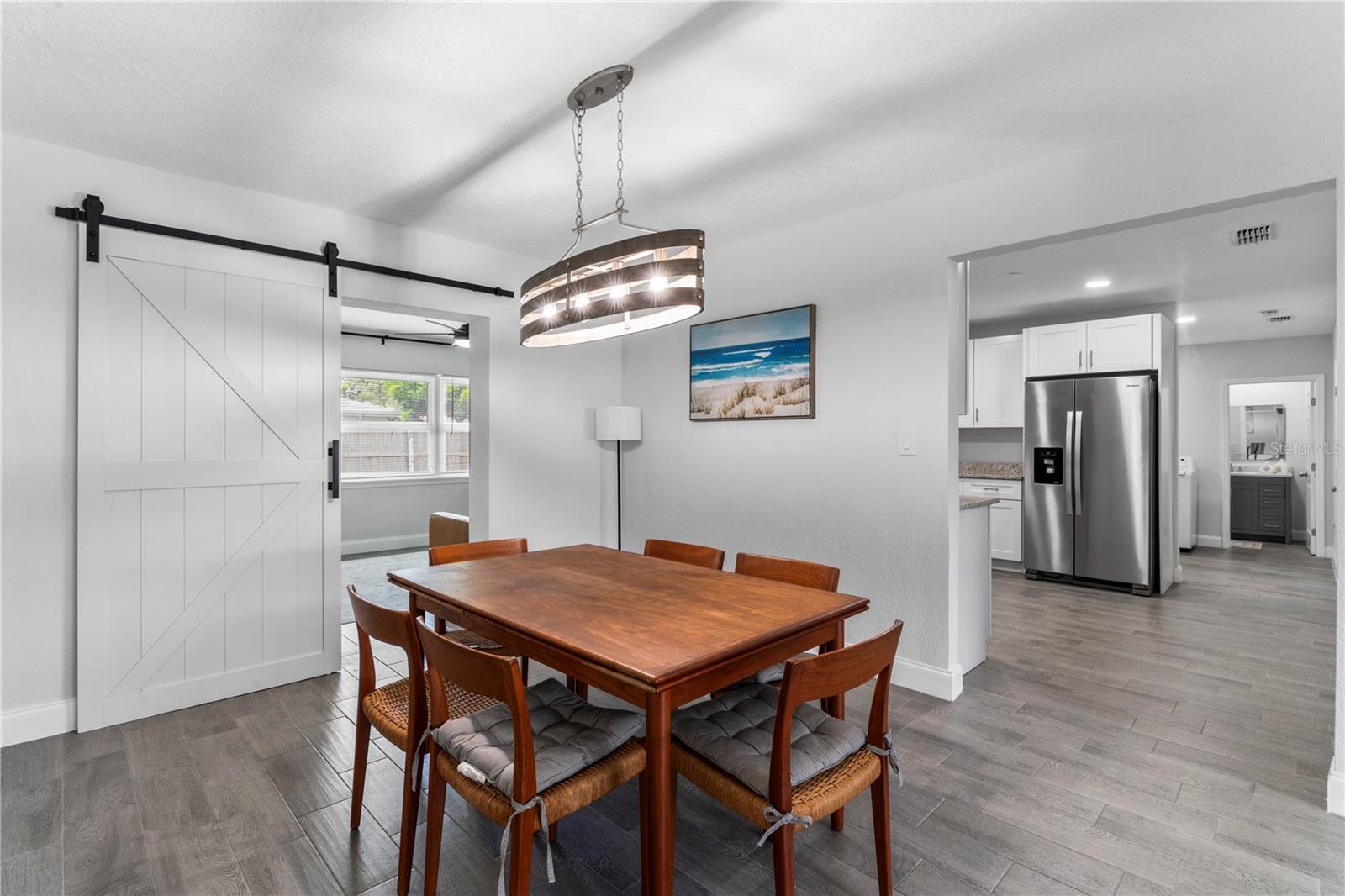 949 LAKE DR, DUNEDIN, FL, 34698