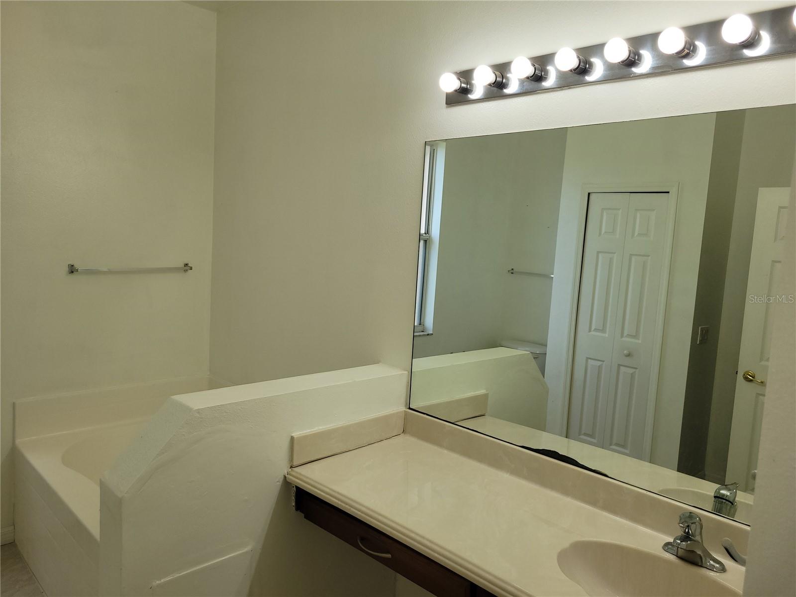 215 PAMONA ST, HAINES CITY, FL, 33844