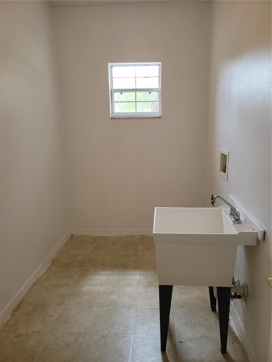 215 PAMONA ST, HAINES CITY, FL, 33844