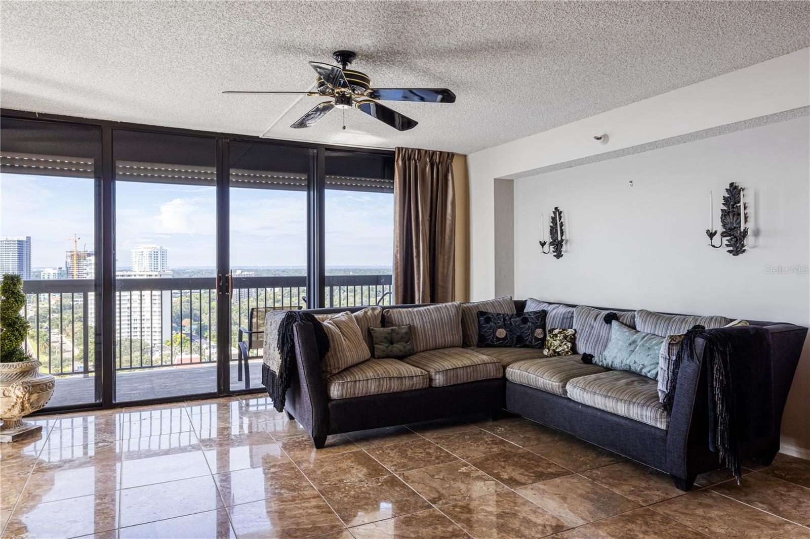 2413 BAYSHORE BLVD #2206, TAMPA, FL, 33629