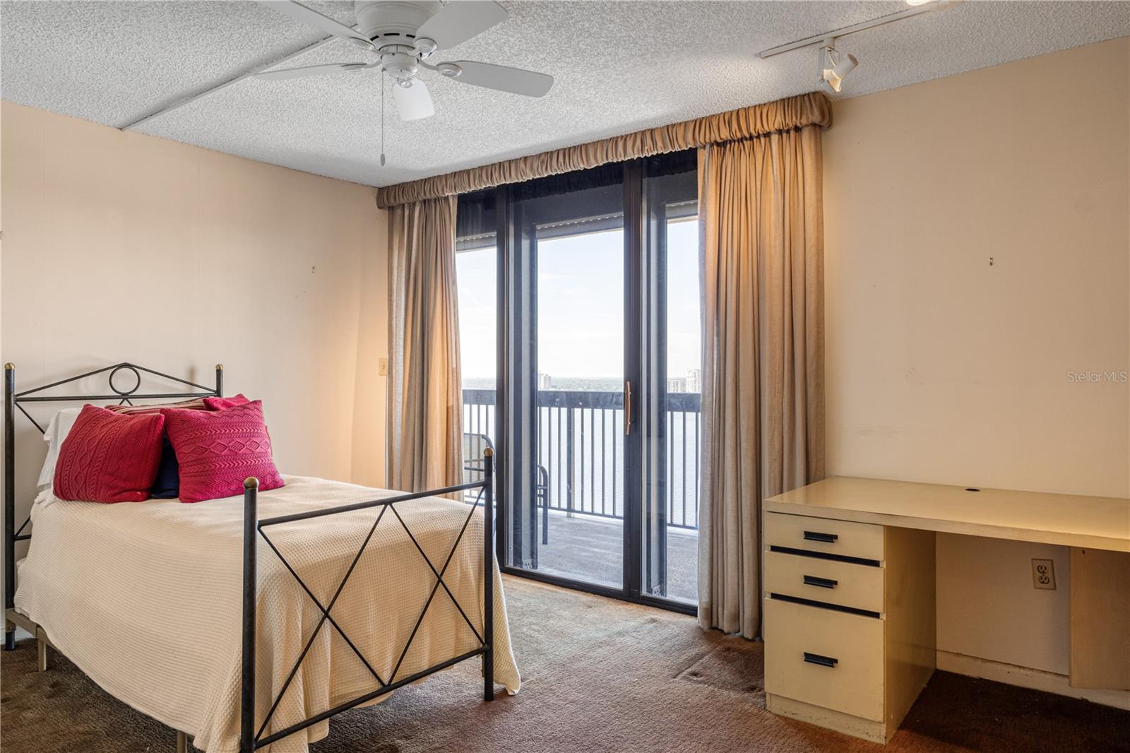 2413 BAYSHORE BLVD #2206, TAMPA, FL, 33629