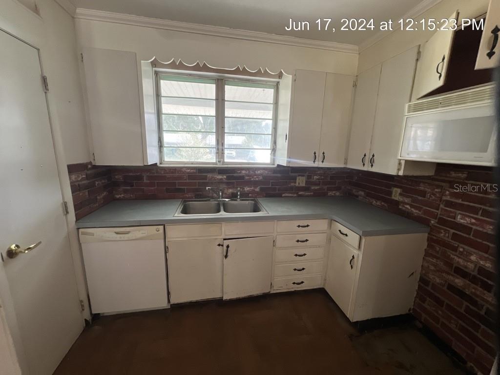 815 N 8TH AVE, WAUCHULA, FL, 33873