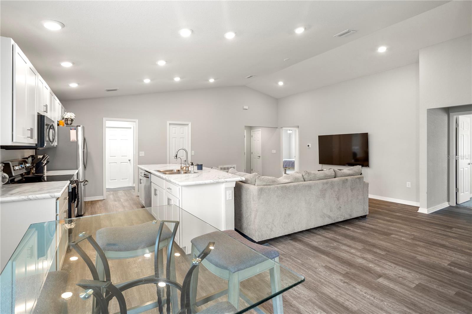 102 EAGLE SUMMIT DR, RUSKIN, FL, 33570