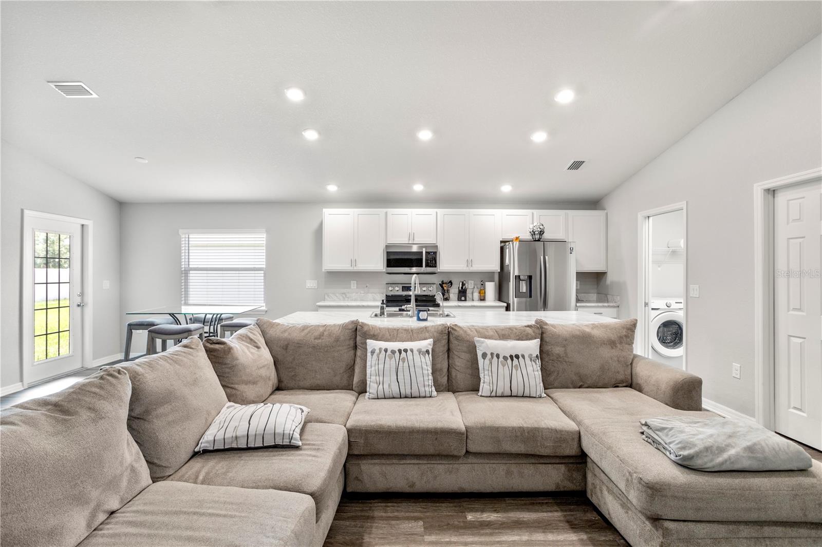 102 EAGLE SUMMIT DR, RUSKIN, FL, 33570