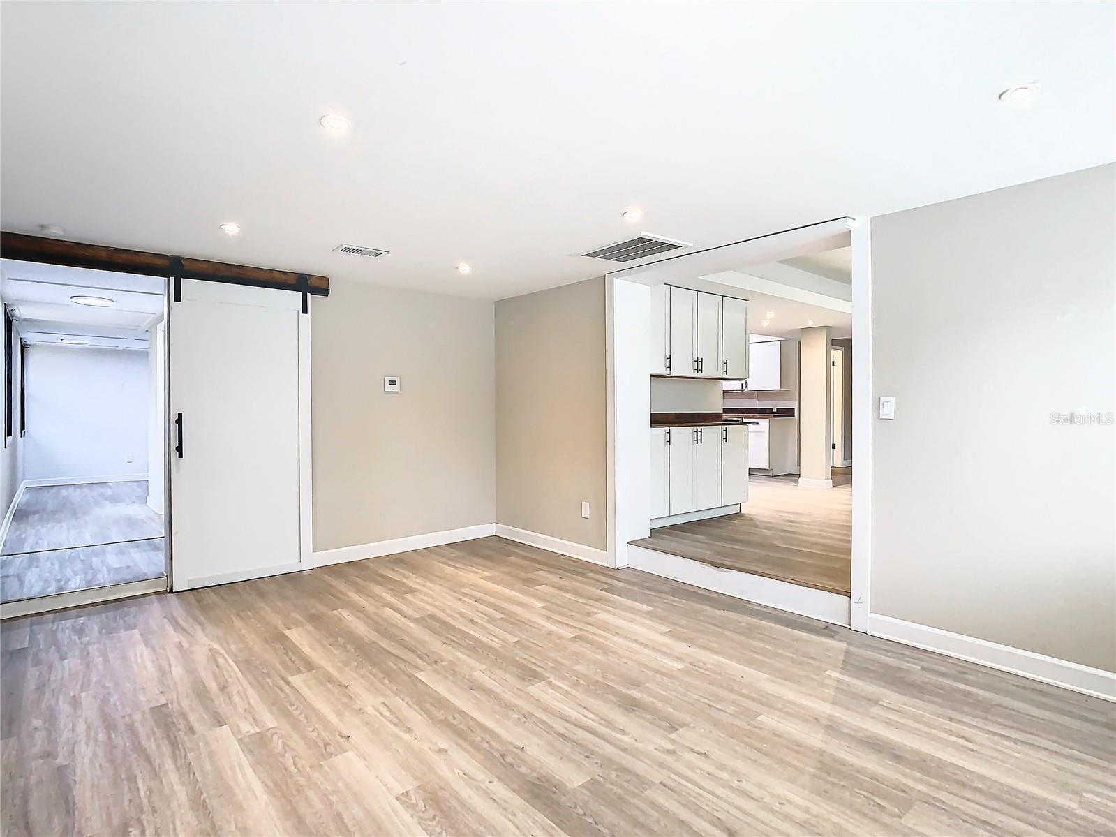 4010 W MONTGOMERY TER, TAMPA, FL, 33616