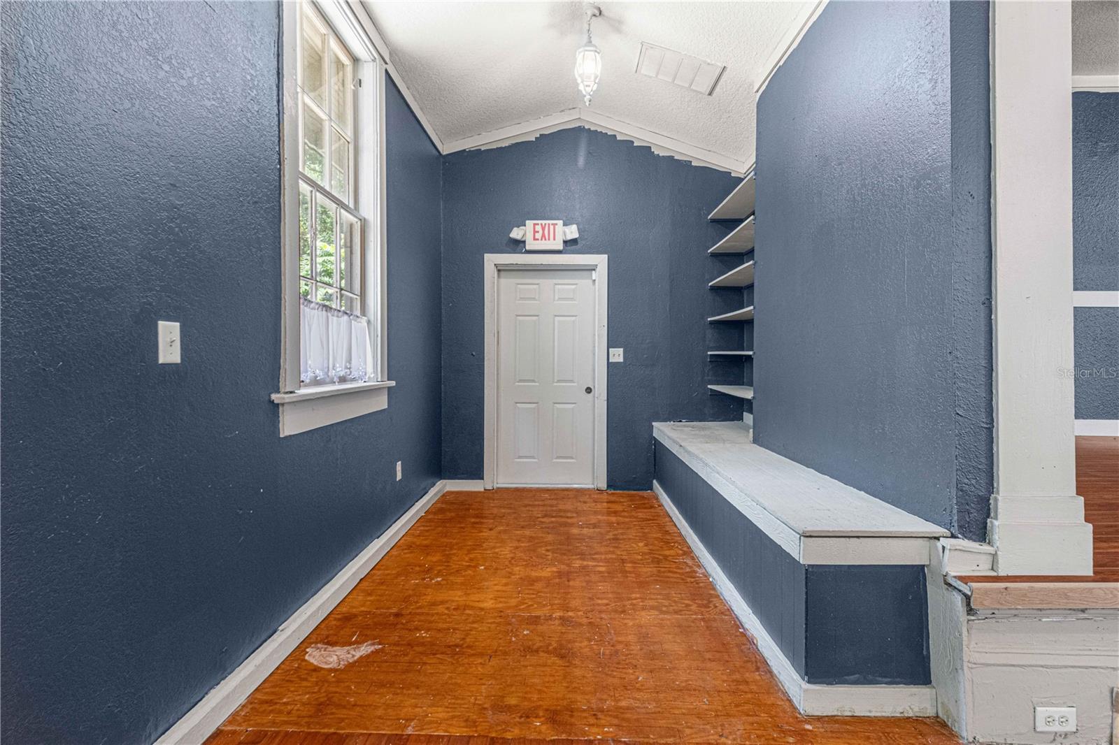 118 NE TUSCAWILLA AVE, OCALA, FL, 34470