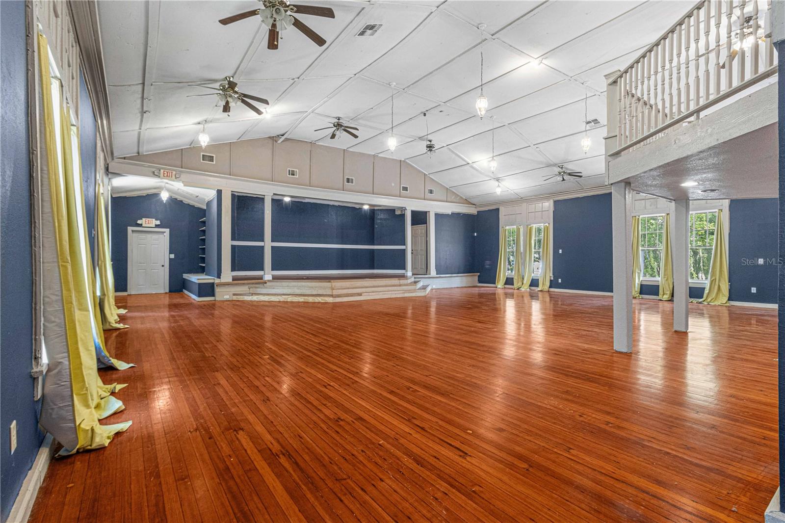 118 NE TUSCAWILLA AVE, OCALA, FL, 34470