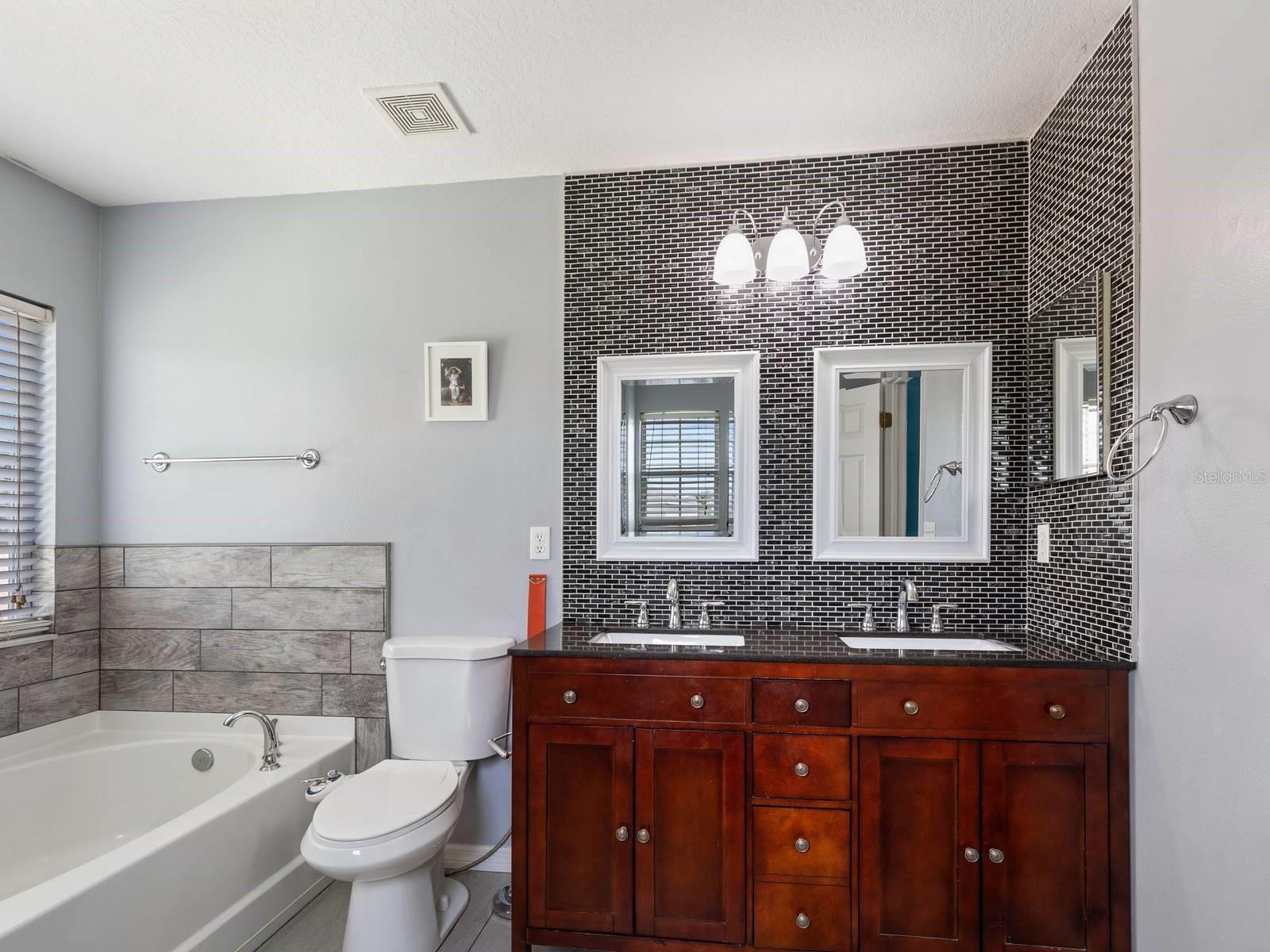 18933 SUNTERRA DR, LAND O LAKES, FL, 34638