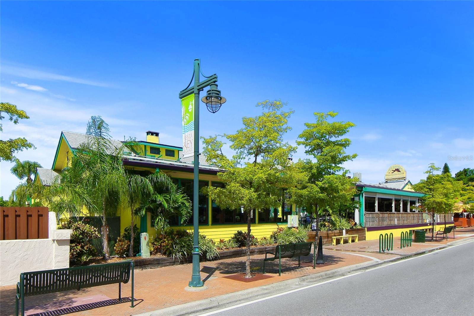 100 COLUMBUS BLVD, SARASOTA, FL, 34242