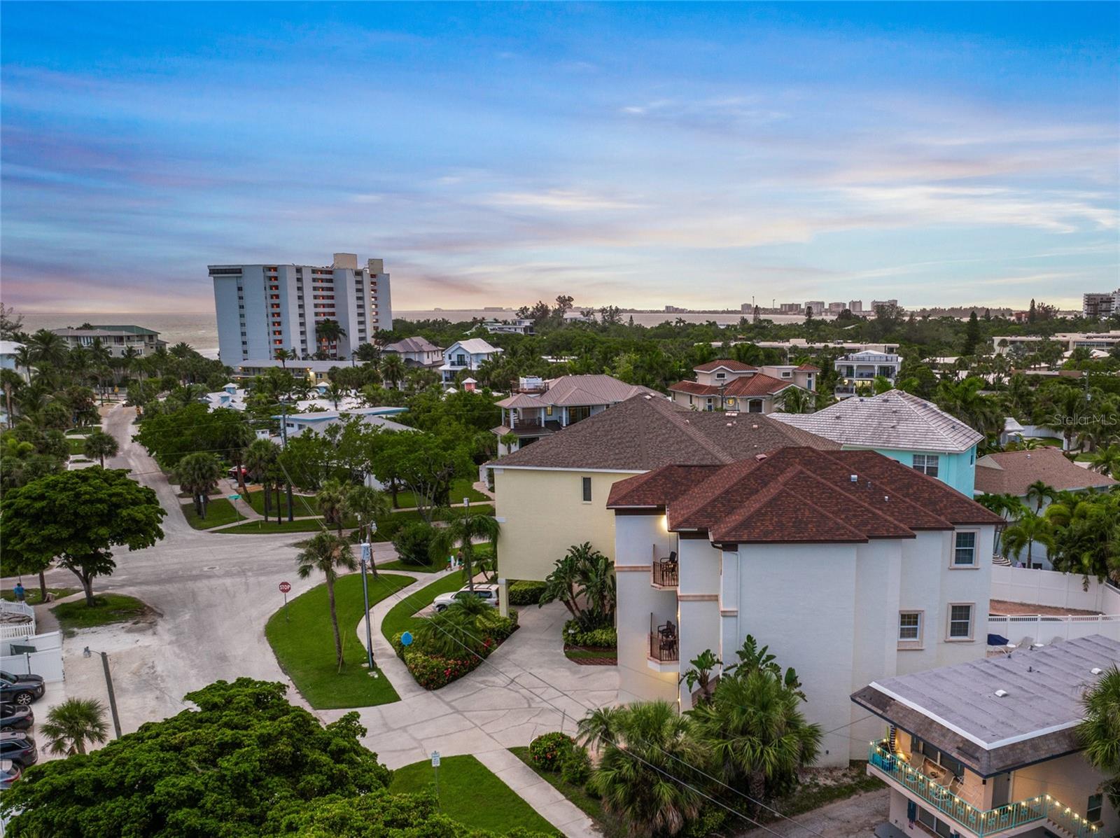 100 COLUMBUS BLVD, SARASOTA, FL, 34242