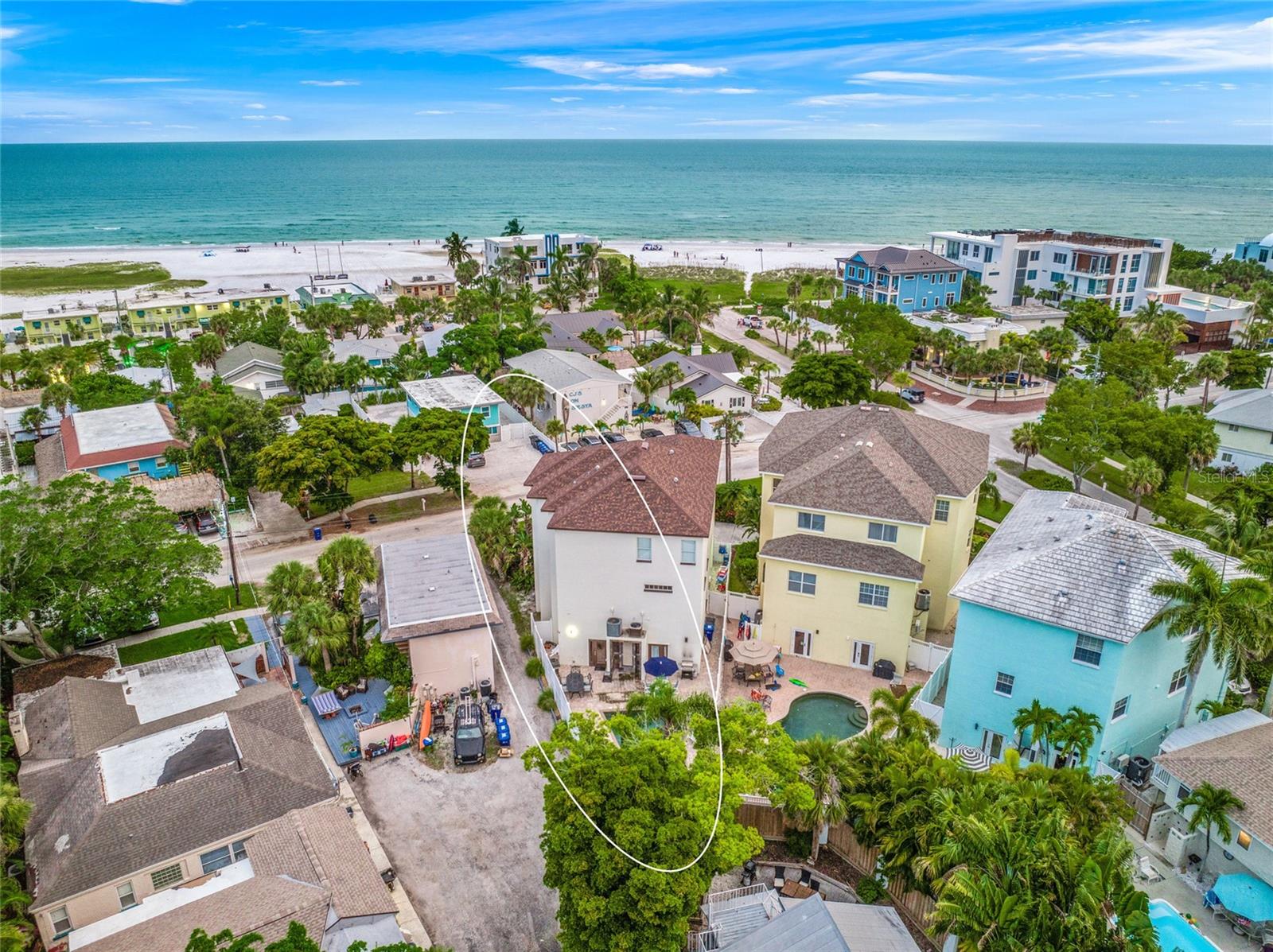 100 COLUMBUS BLVD, SARASOTA, FL, 34242