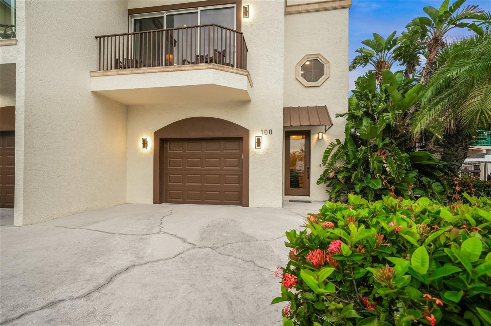 100 COLUMBUS BLVD, SARASOTA, FL, 34242