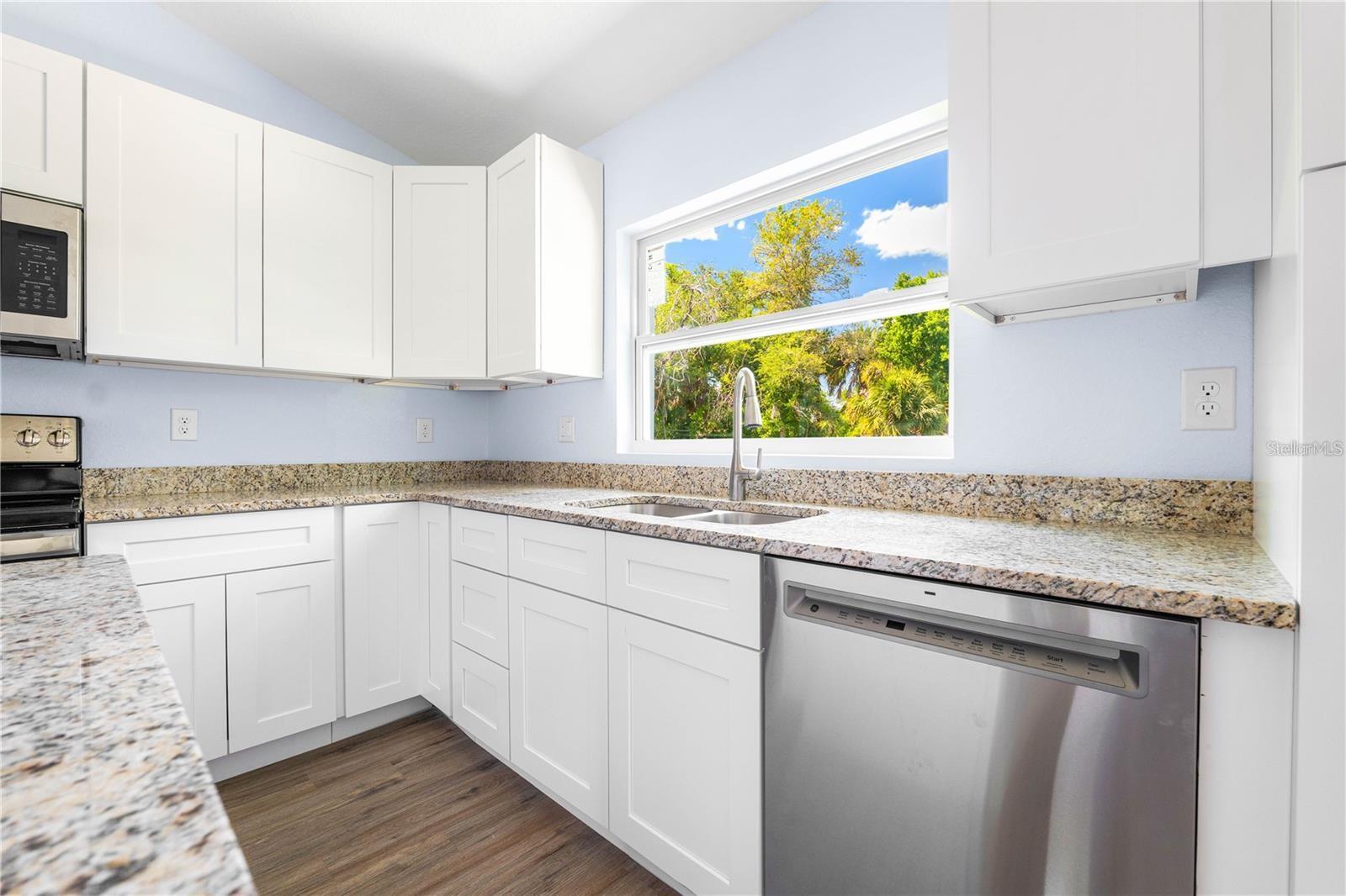 19172 RAYMOND AVE, PORT CHARLOTTE, FL, 33954