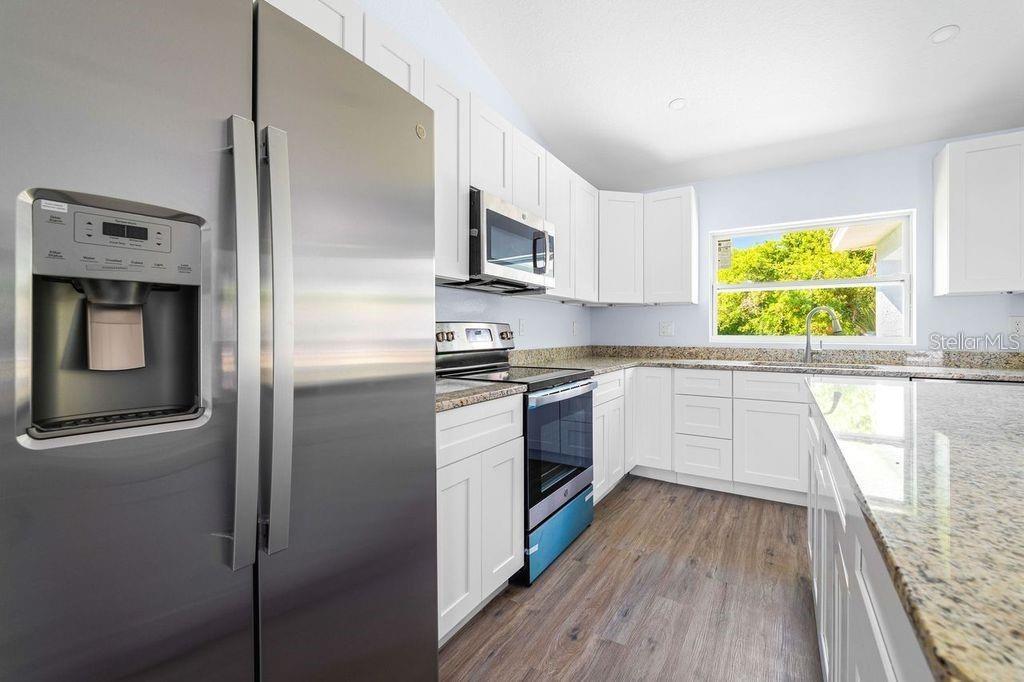 19172 RAYMOND AVE, PORT CHARLOTTE, FL, 33954