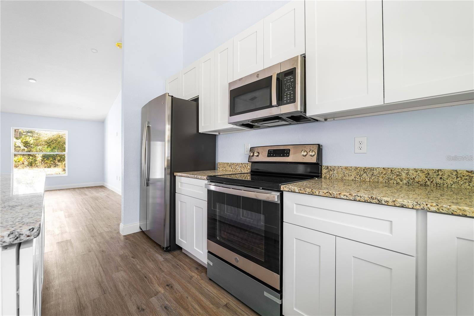 19172 RAYMOND AVE, PORT CHARLOTTE, FL, 33954