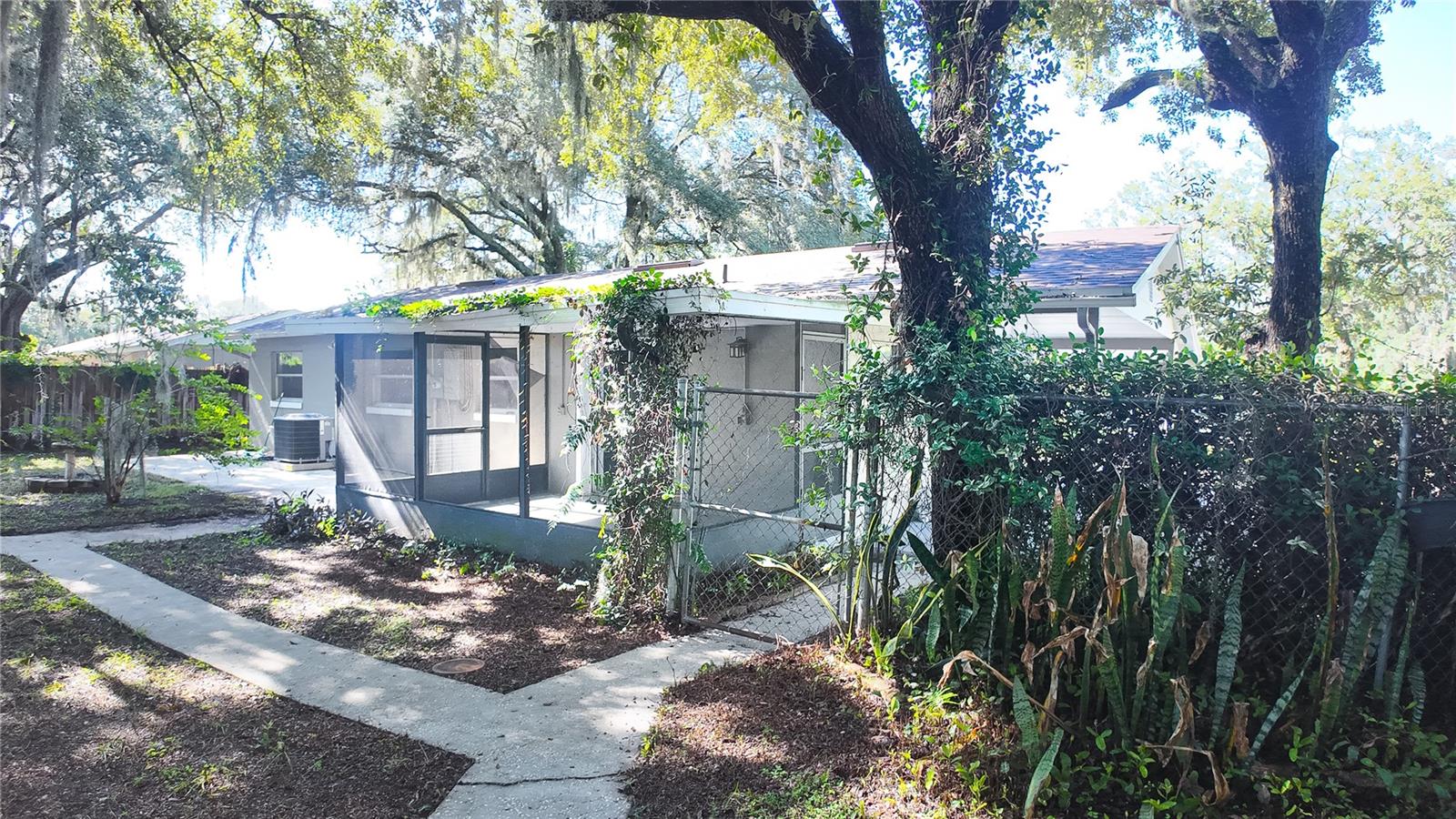 6409 BREEZEWOOD ST, ORLANDO, FL, 32818