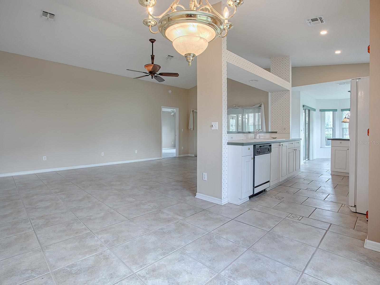 536 GRAND VISTA TRL, LEESBURG, FL, 34748