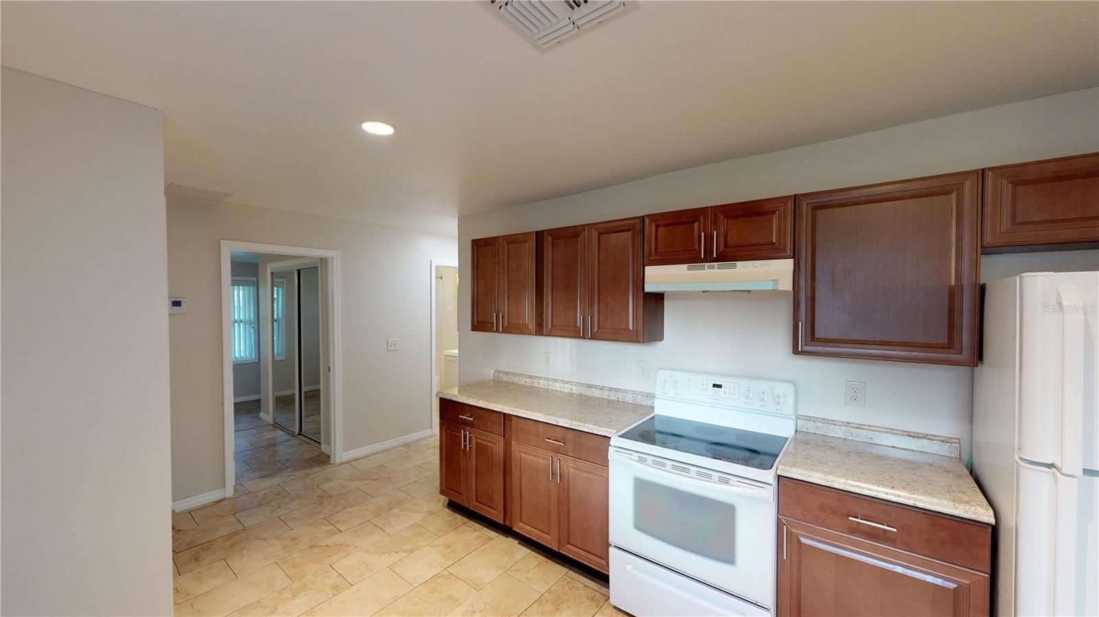 300 N CHURCH ST #All Units, BUNNELL, FL, 32110