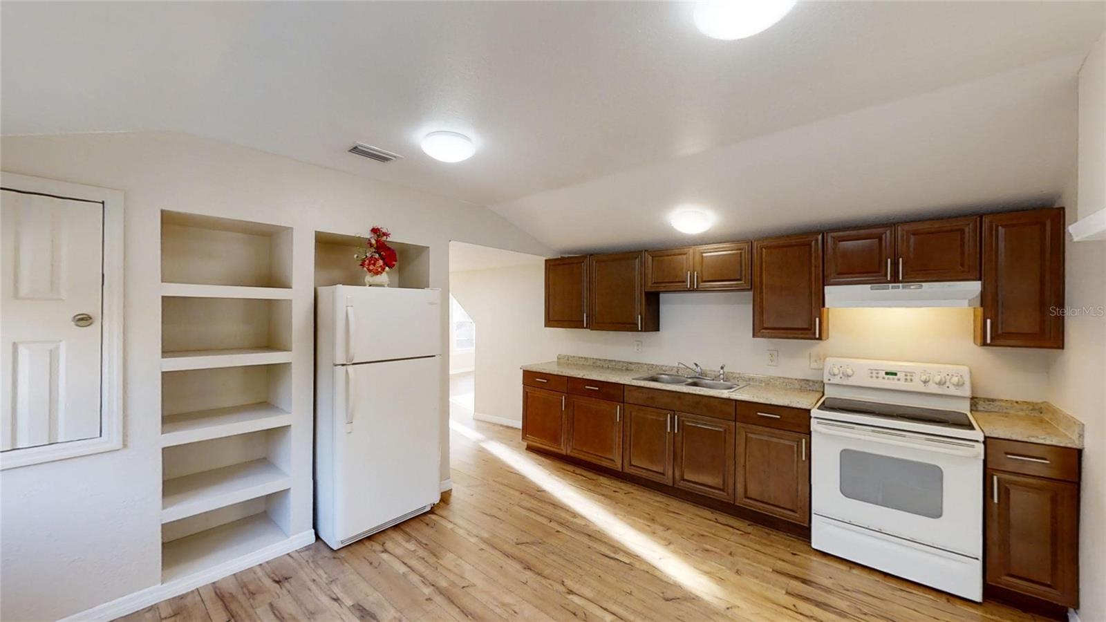 300 N CHURCH ST #All Units, BUNNELL, FL, 32110