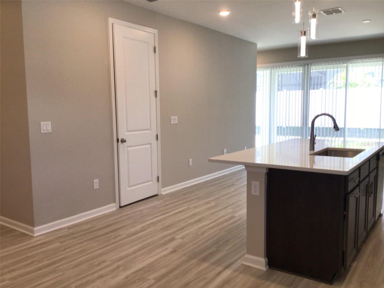 8073 CHERRYSTONE ST, LEESBURG, FL, 34748