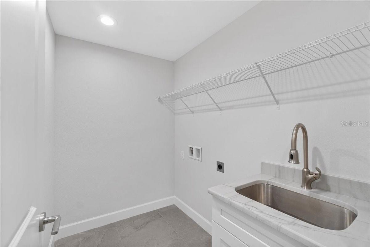 10317 GULFSTREAM BLVD, ENGLEWOOD, FL, 34224