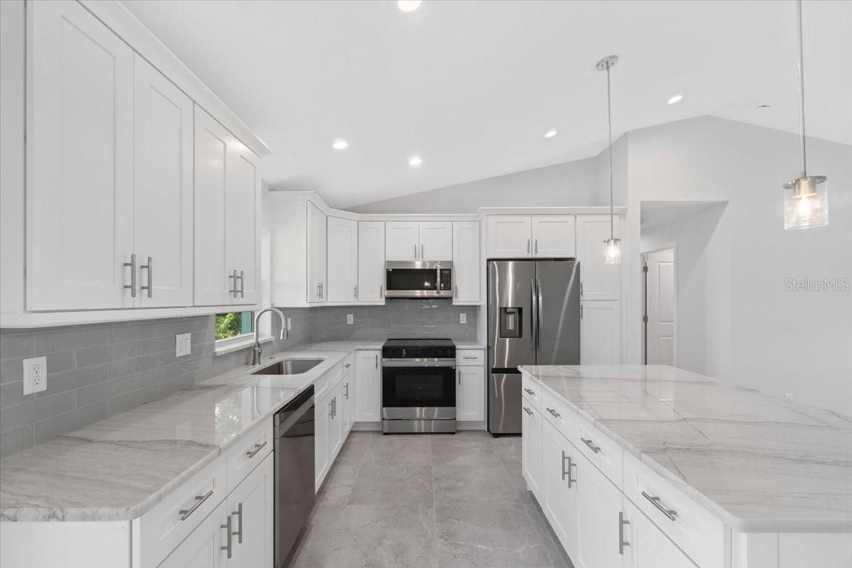 10317 GULFSTREAM BLVD, ENGLEWOOD, FL, 34224