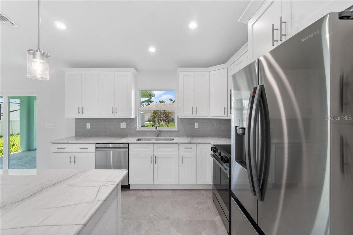 10317 GULFSTREAM BLVD, ENGLEWOOD, FL, 34224