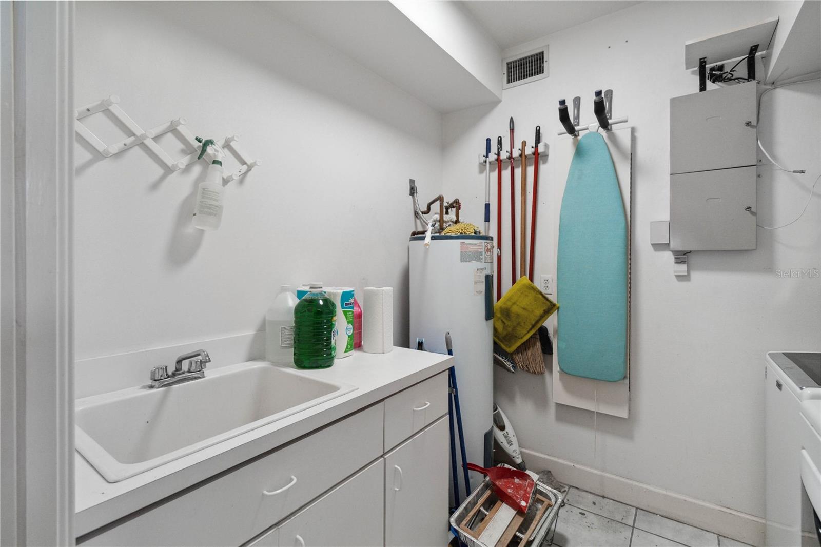 3415 S WASHINGTON AVE, TITUSVILLE, FL, 32780