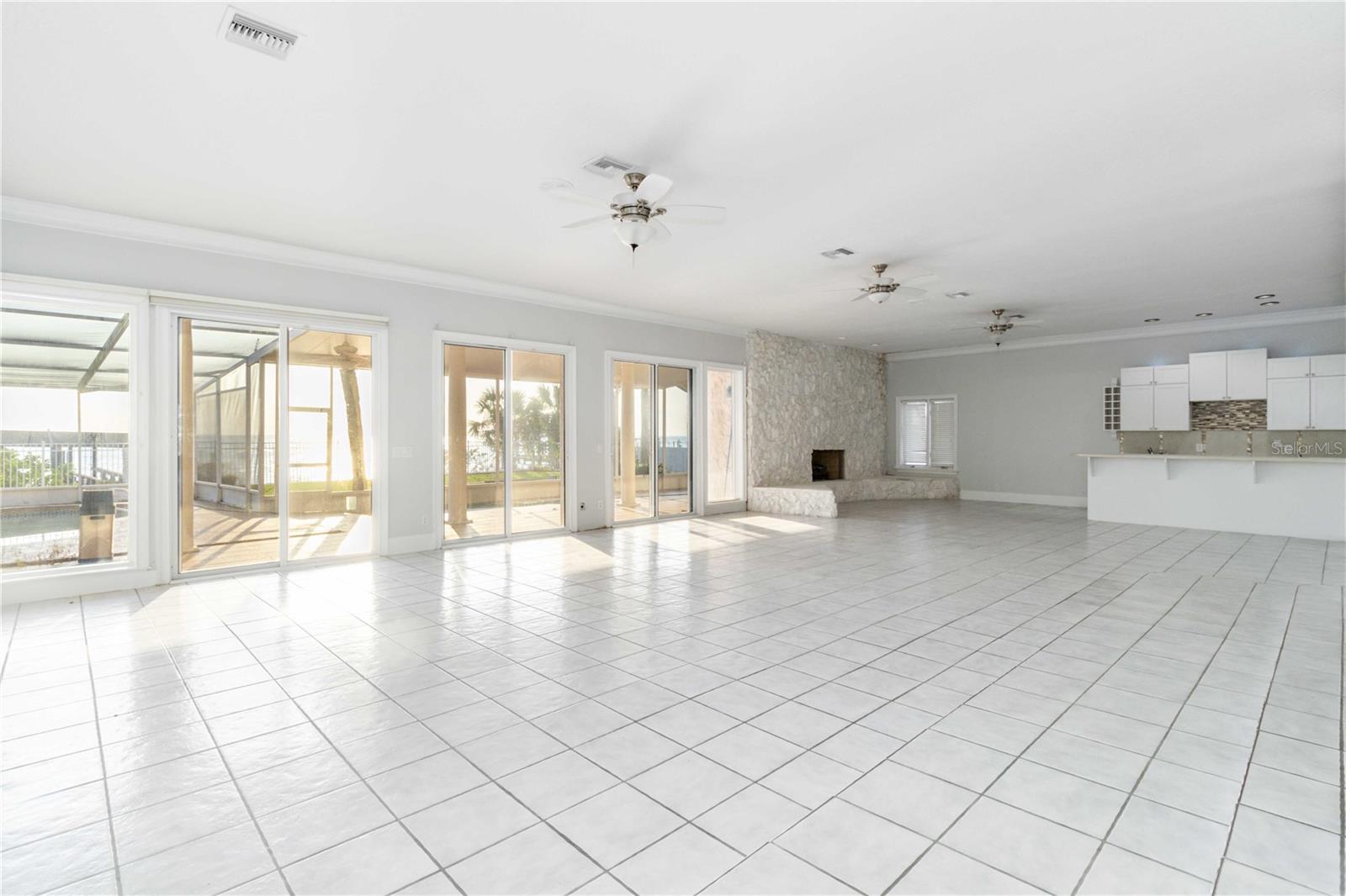 3415 S WASHINGTON AVE, TITUSVILLE, FL, 32780