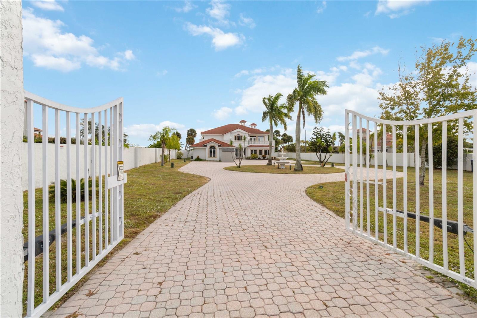 3415 S WASHINGTON AVE, TITUSVILLE, FL, 32780