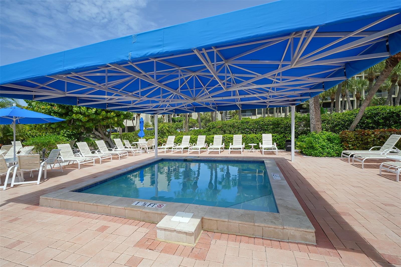 1045 GULF OF MEXICO DR #403, LONGBOAT KEY, FL, 34228