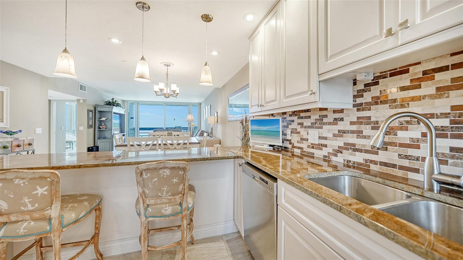 1045 GULF OF MEXICO DR #403, LONGBOAT KEY, FL, 34228