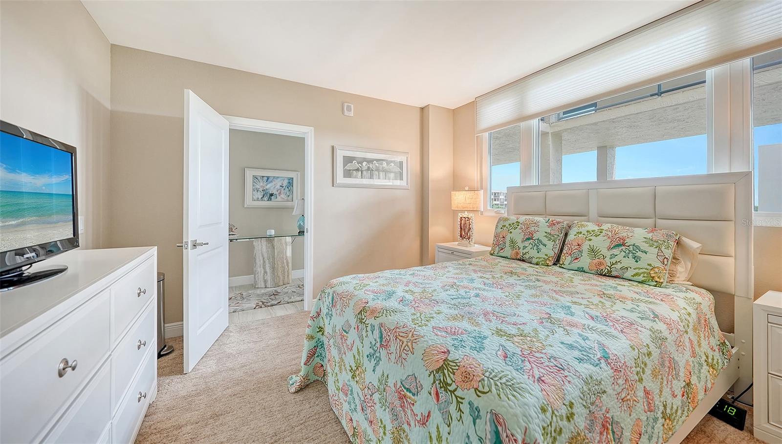 1045 GULF OF MEXICO DR #403, LONGBOAT KEY, FL, 34228