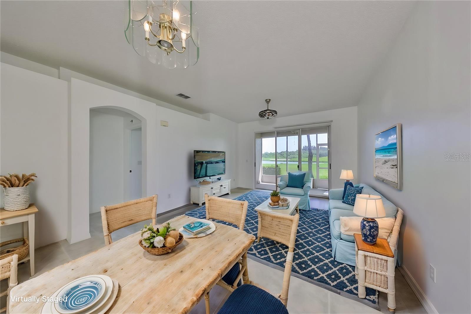 633 TREMONT GREENS LN #16, SUN CITY CENTER, FL, 33573