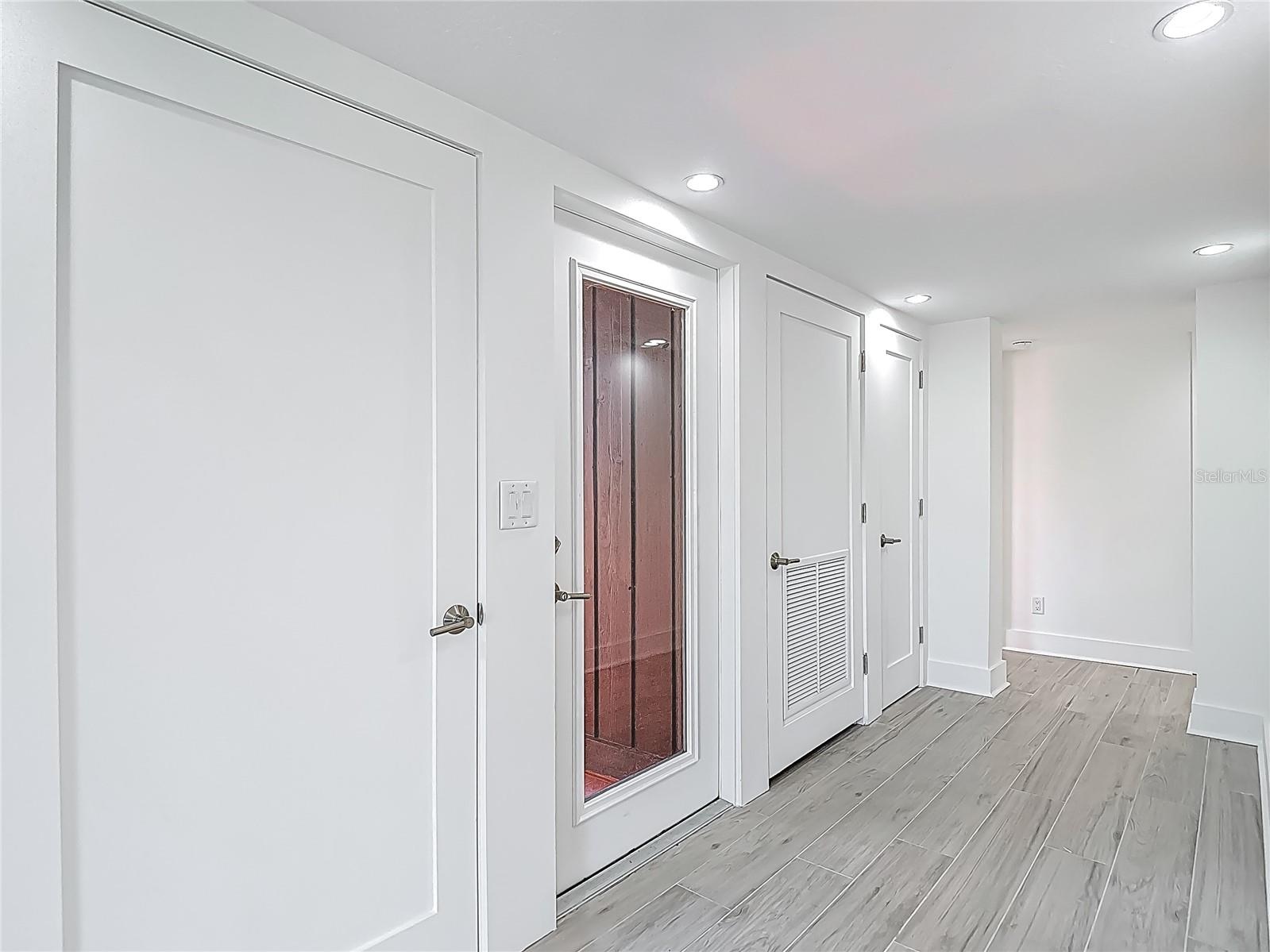 1314 PELICAN CREEK XING #1314, ST PETERSBURG, FL, 33707