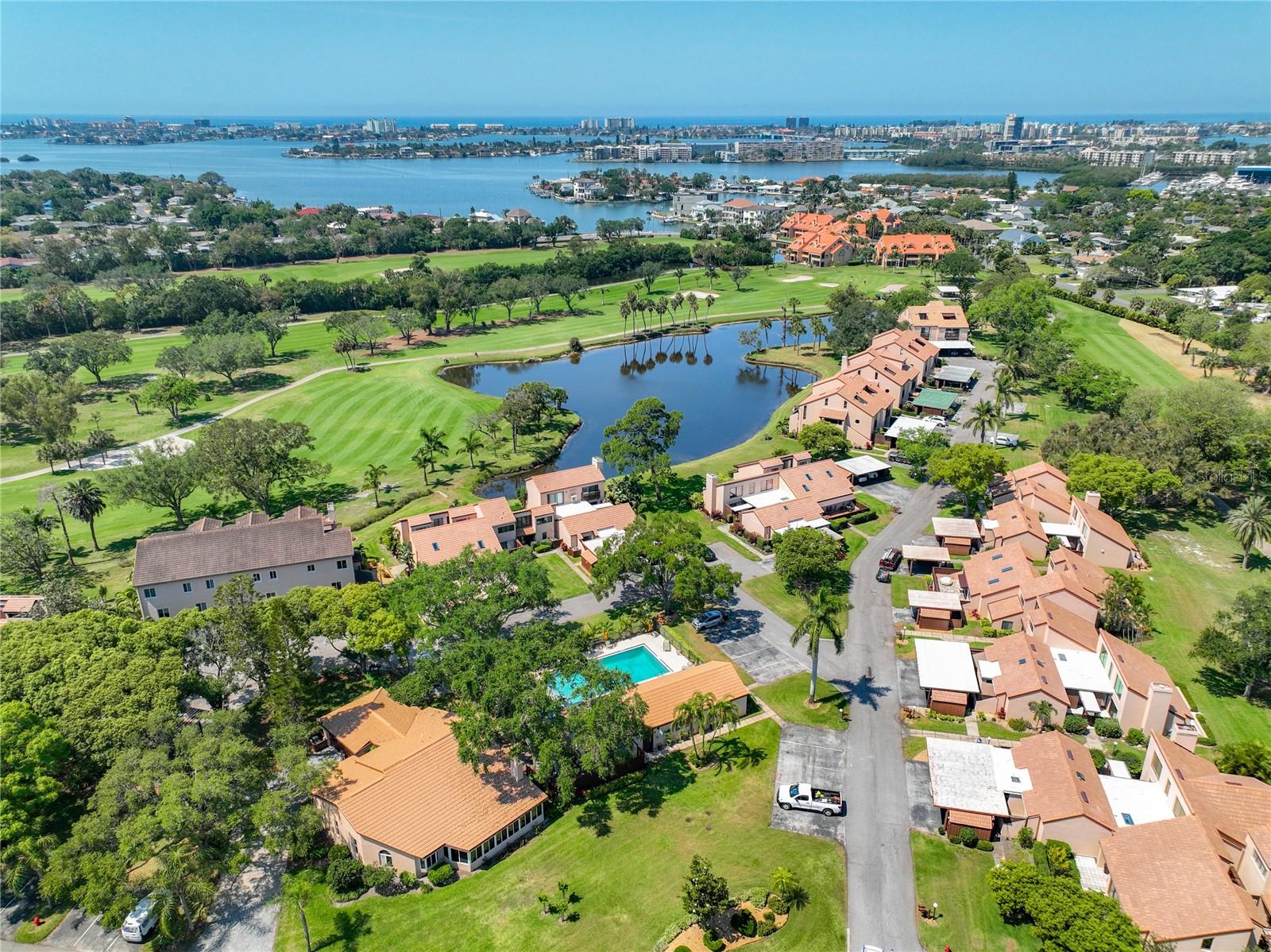 1314 PELICAN CREEK XING #1314, ST PETERSBURG, FL, 33707