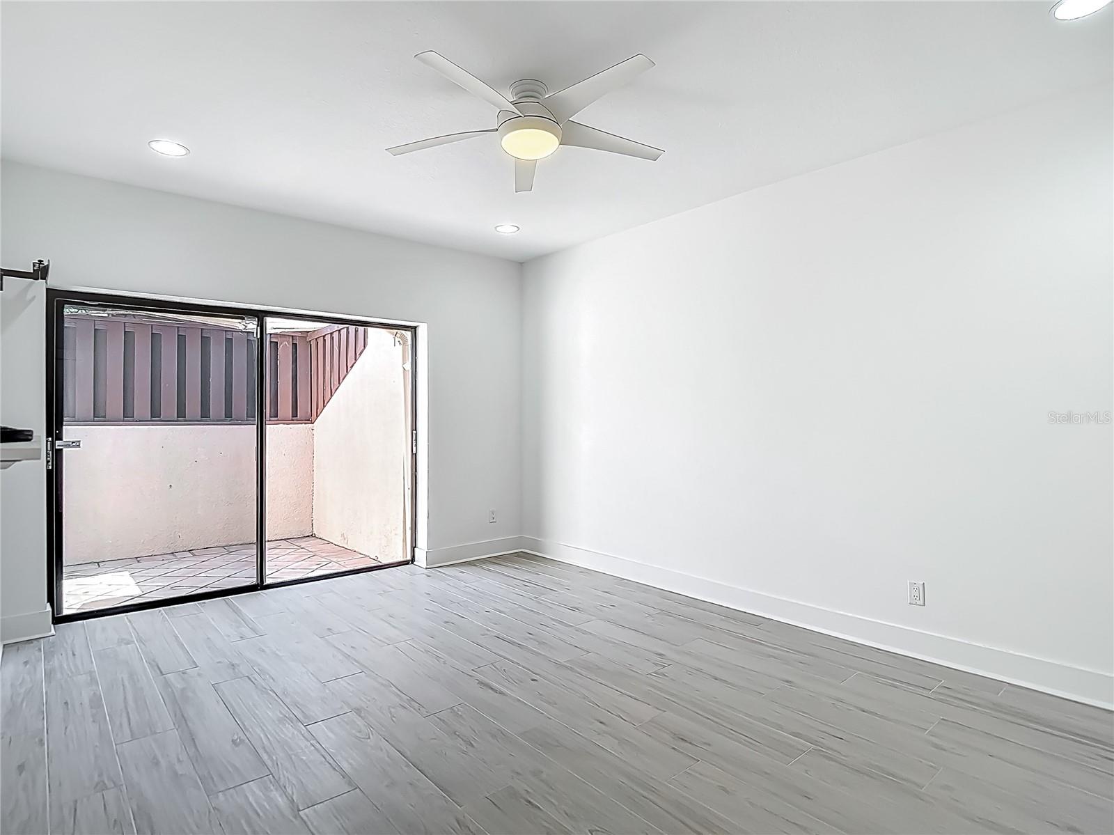 1314 PELICAN CREEK XING #1314, ST PETERSBURG, FL, 33707