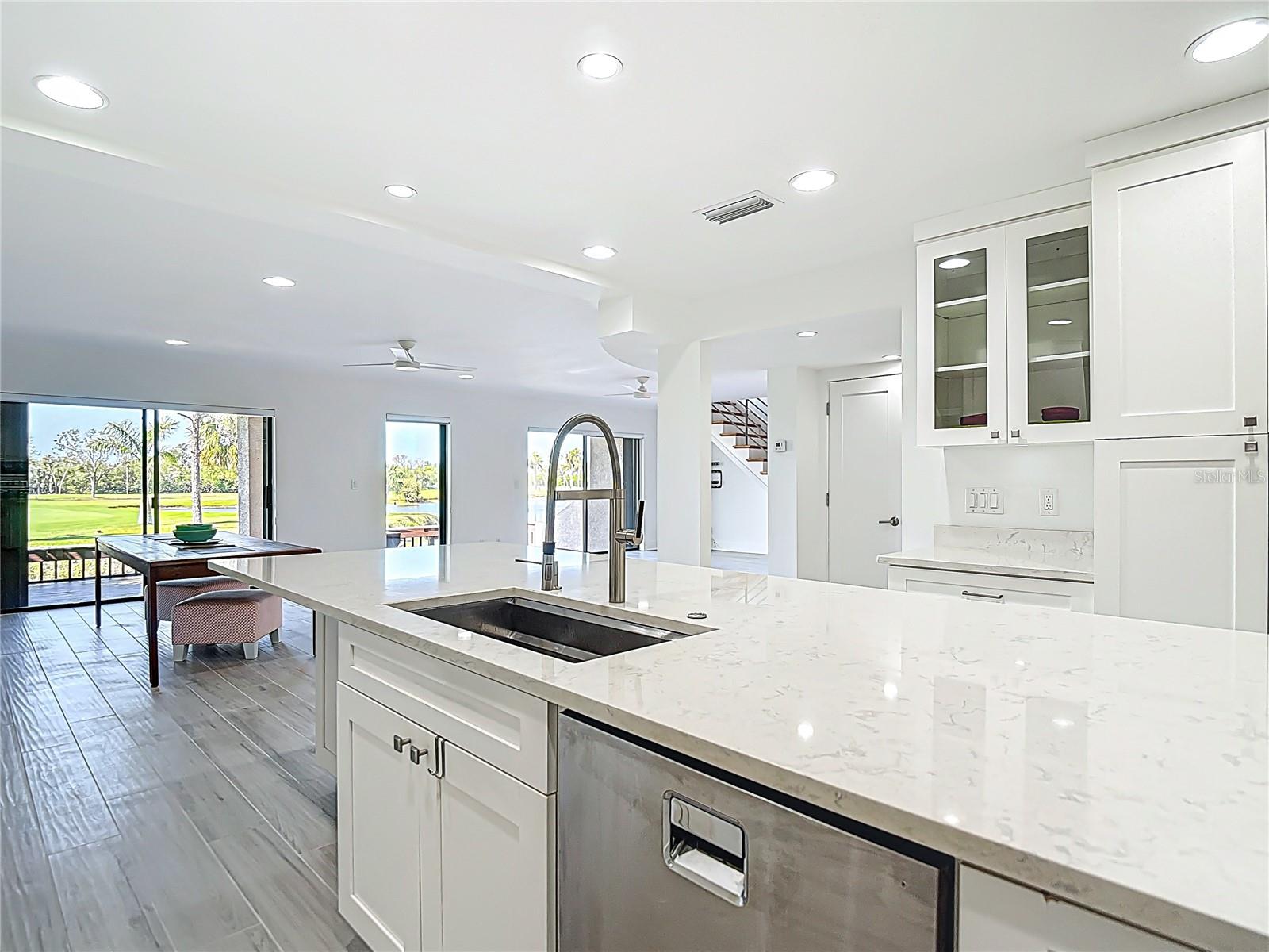 1314 PELICAN CREEK XING #1314, ST PETERSBURG, FL, 33707