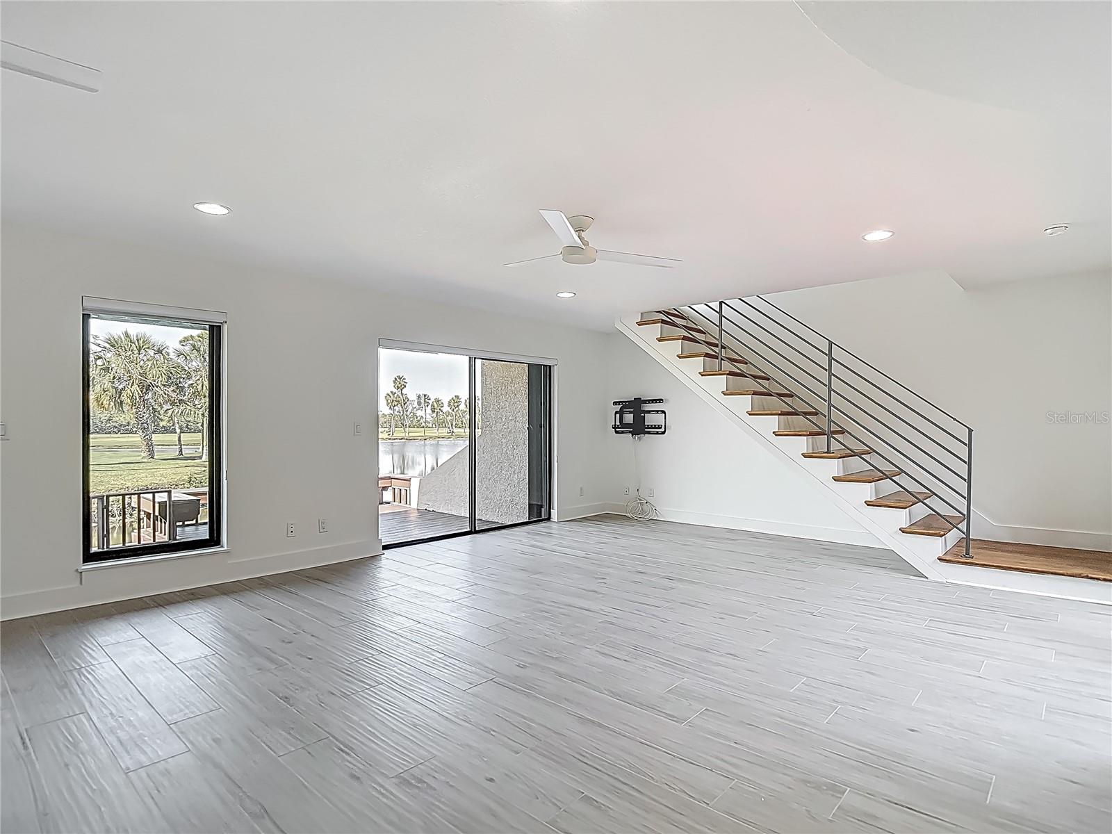 1314 PELICAN CREEK XING #1314, ST PETERSBURG, FL, 33707