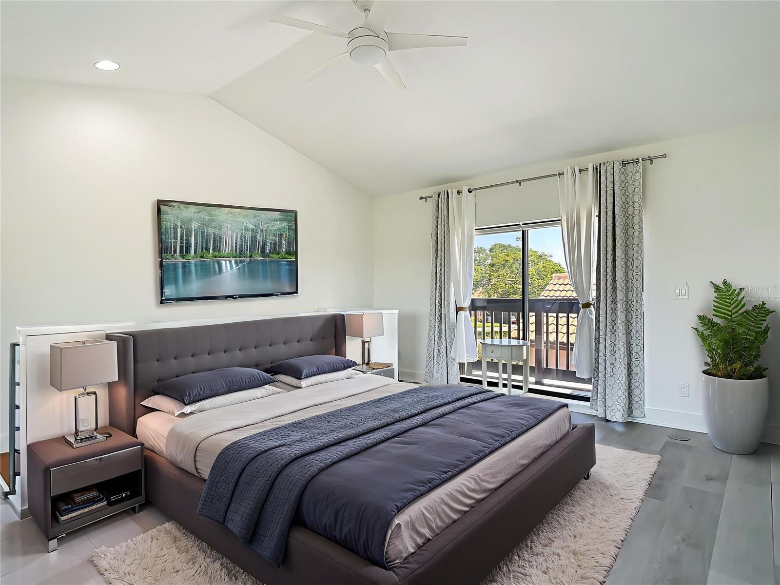1314 PELICAN CREEK XING #1314, ST PETERSBURG, FL, 33707