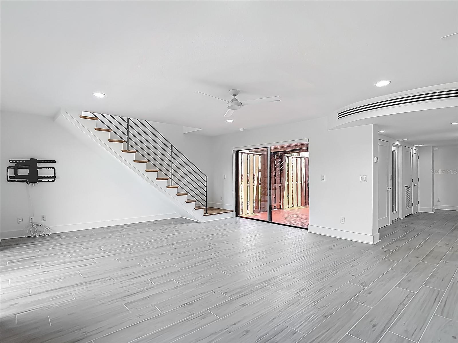 1314 PELICAN CREEK XING #1314, ST PETERSBURG, FL, 33707