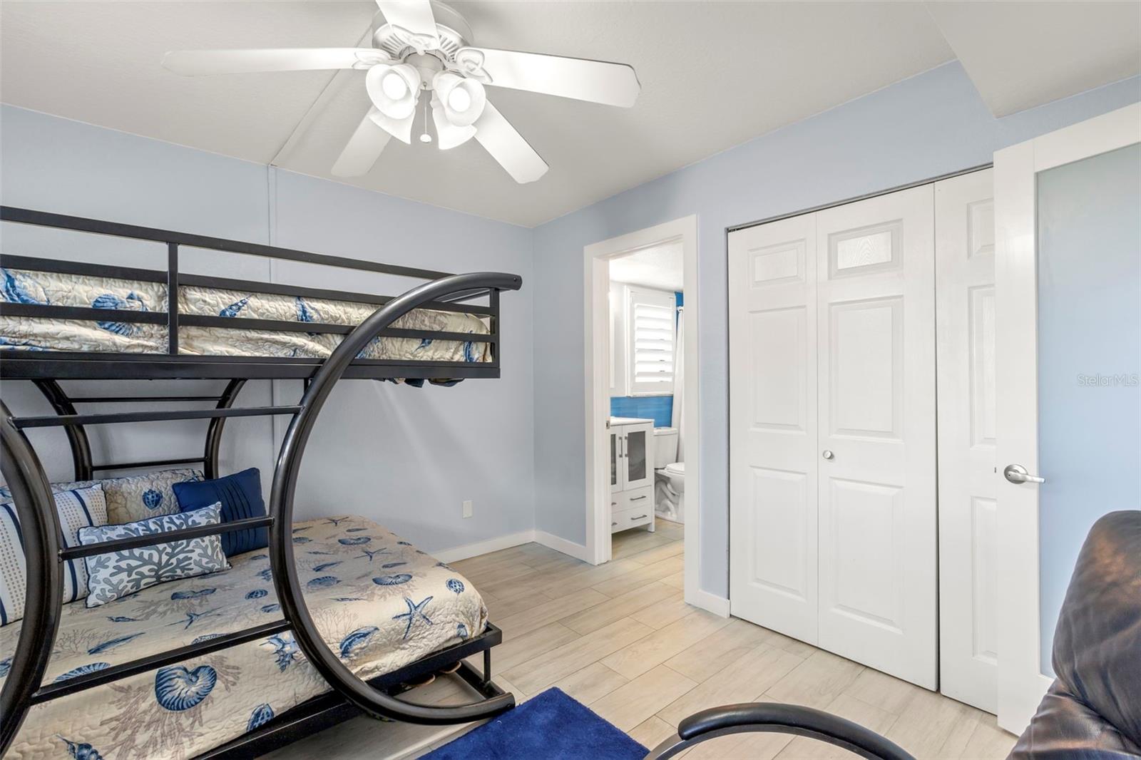 11650 CAPRI CIR S #105, TREASURE ISLAND, FL, 33706