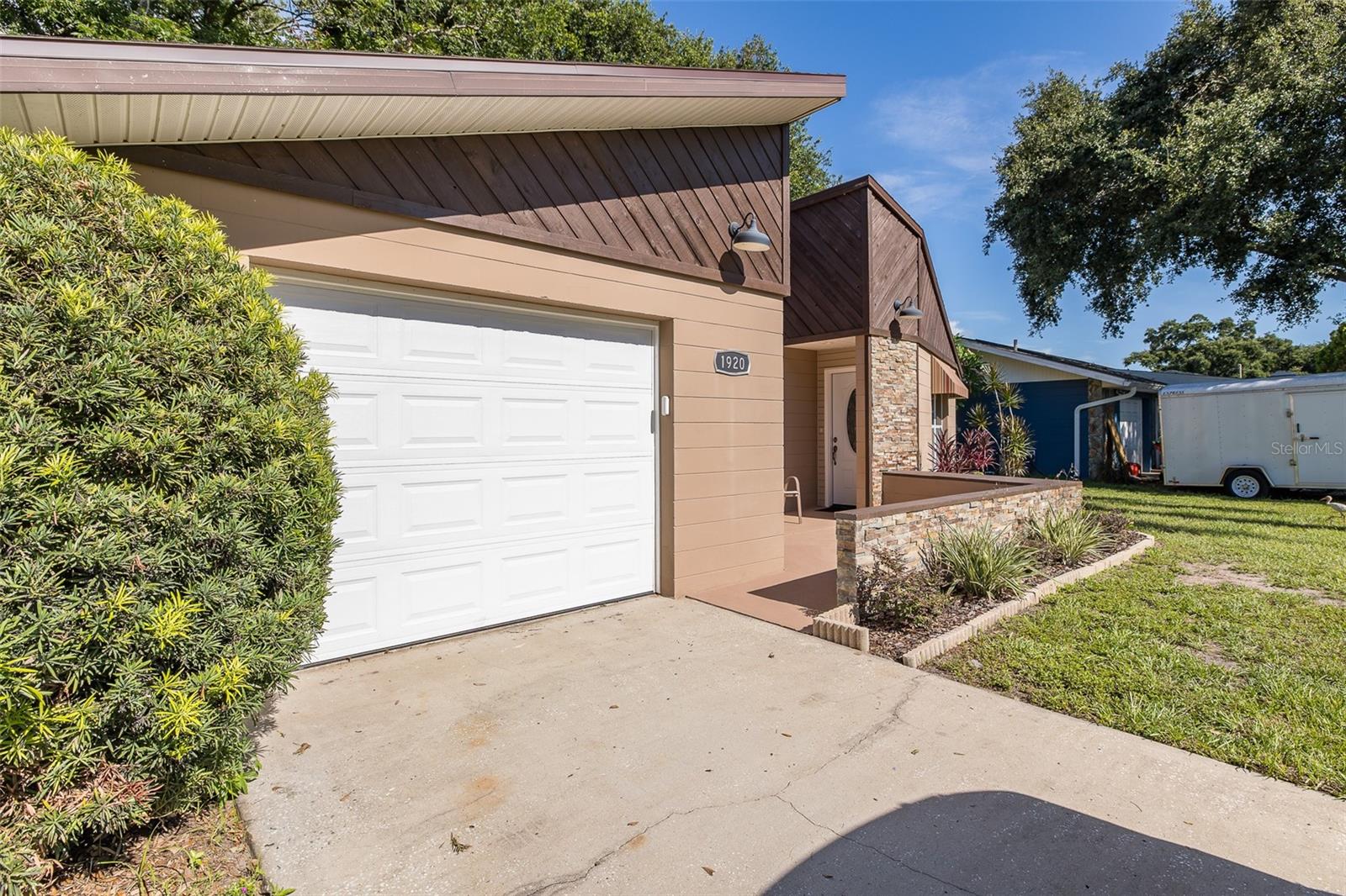 1920 ALBANY DR, CLEARWATER, FL, 33763