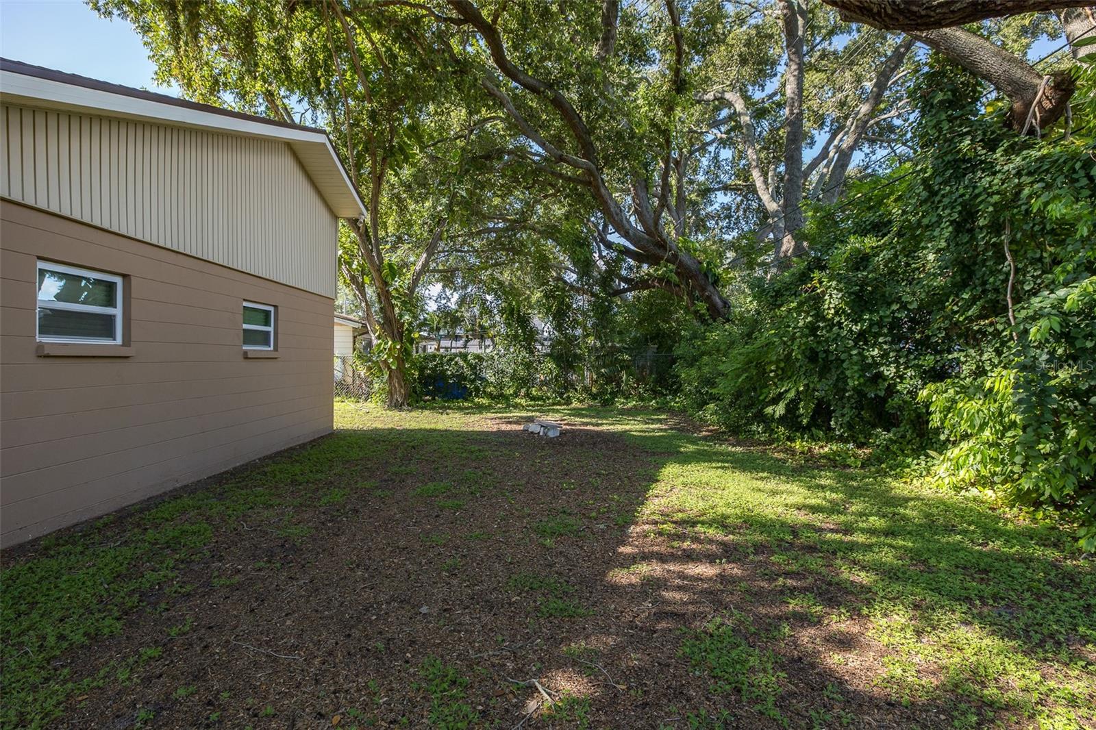 1920 ALBANY DR, CLEARWATER, FL, 33763