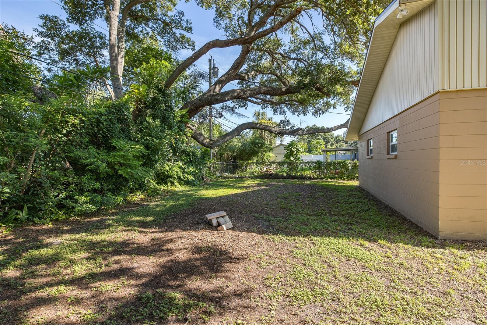 1920 ALBANY DR, CLEARWATER, FL, 33763