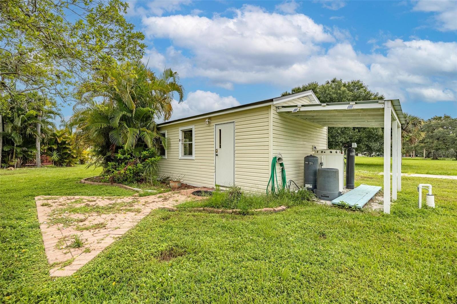 1389 IVAN BLVD, LABELLE, FL, 33935